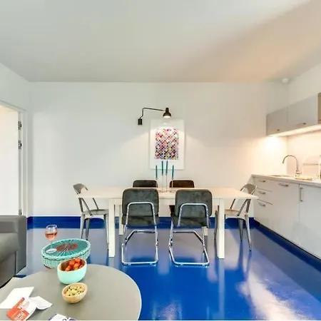 Modern & Colourful 3bd For 9 Guests In Le Marais! Appartement